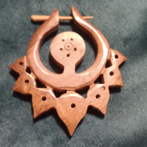 Ethnic Spiritual Tatto Wooden Stick Earrings. Red blood Earrings - Picture 3 of 5